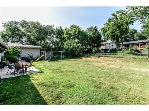 513 Arborwood Dr, Ballwin, MO 63021 photo 24
