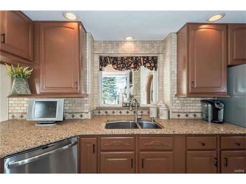 628 Loughmor Pass, Weldon Spring, MO 63304 photo 16