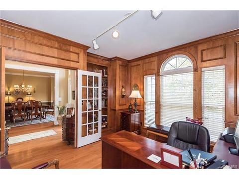 628 Loughmor Pass, Weldon Spring, MO 63304 photo 10