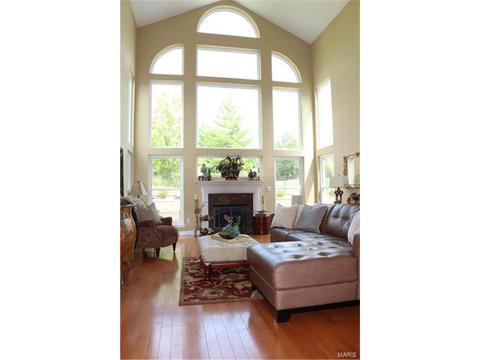 628 Loughmor Pass, Weldon Spring, MO 63304 photo 12