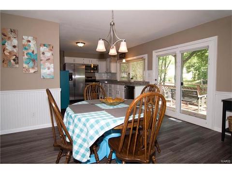 531 Blazedwood Dr, Ballwin, MO 63021 photo 11