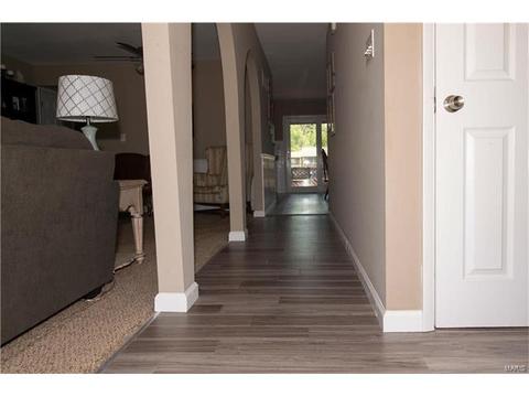 531 Blazedwood Dr, Ballwin, MO 63021 photo 7
