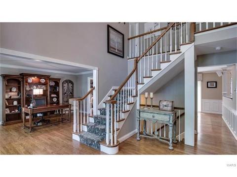 619 Mcbride Pointe Dr, Wildwood, MO 63011 photo 4