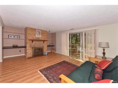 718 Knickerbacker Dr, Ballwin, MO 63021 photo 14
