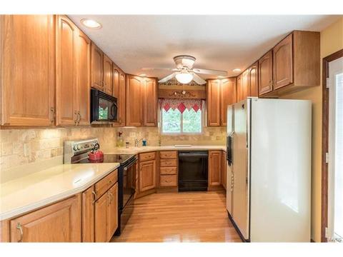 806 Posthorn Dr, Ballwin, MO 63021 photo 12