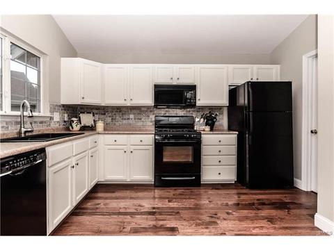 897 Top Notch Ln, Eureka, MO 63025 photo 12