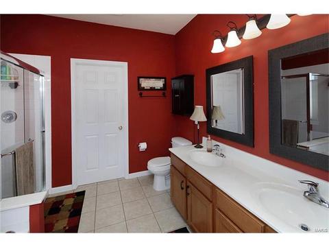 911 Wilderness Way, Eureka, MO 63025 photo 10