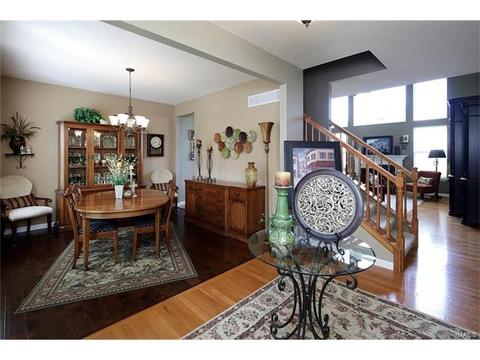 911 Wilderness Way, Eureka, MO 63025 photo 2