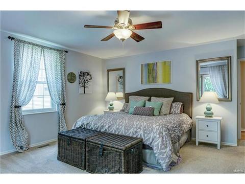 473 Nottingham Dr, Ballwin, MO 63011 photo 4