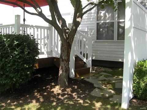 1557 Forest Springs Dr, Ballwin, MO 63021 photo 39