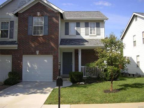 1557 Forest Springs Dr, Ballwin, MO 63021 photo 4