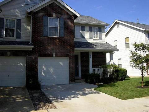 1557 Forest Springs Dr, Ballwin, MO 63021 photo 2