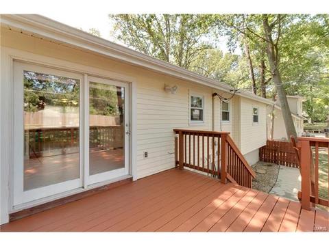 719 Montbrook Dr, O'fallon, MO 63366 photo 4