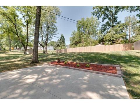 719 Montbrook Dr, O'fallon, MO 63366 photo 32