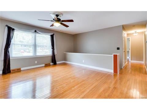 719 Montbrook Dr, O'fallon, MO 63366 photo 11