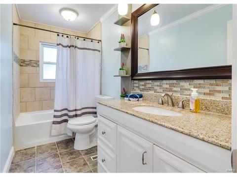 719 Montbrook Dr, O'fallon, MO 63366 photo 18