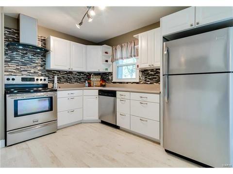 719 Montbrook Dr, O'fallon, MO 63366 photo 8