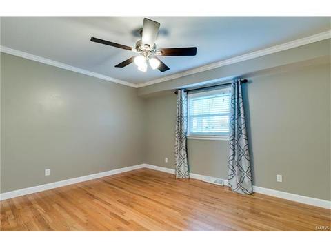719 Montbrook Dr, O'fallon, MO 63366 photo 17