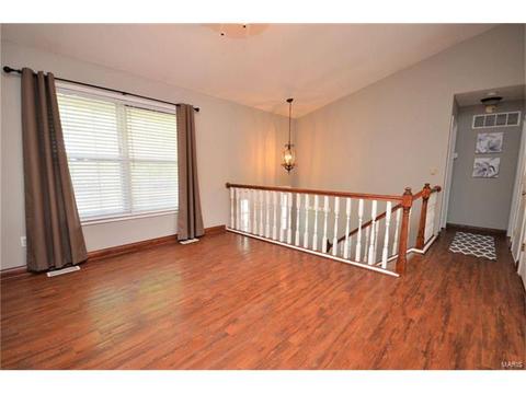 507 Sunward Dr, O'fallon, MO 63368 photo 4