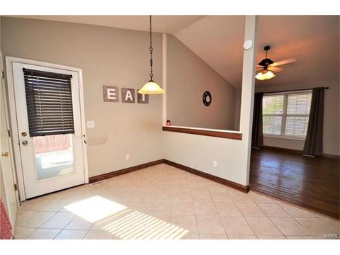 507 Sunward Dr, O'fallon, MO 63368 photo 7
