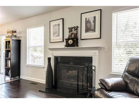 109 W Park, O'fallon, MO 63366 photo 9