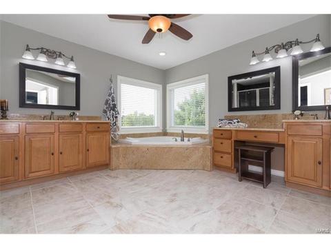 320 Perceval Dr, Weldon Spring, MO 63304 photo 32