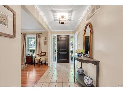 14033 Agusta Dr, Chesterfield, MO 63017 photo 2