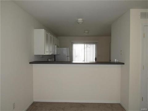 815 Brookmead Dr, O'fallon, MO 63366 photo 4