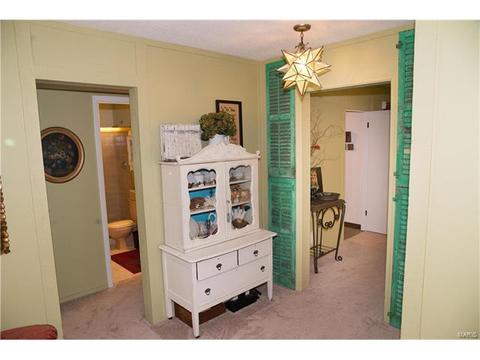 317 Oakfield Dr, Ballwin, MO 63021 photo 22