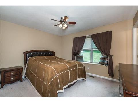 4237 Mcclay Rd, Saint Charles, MO 63304 photo 4