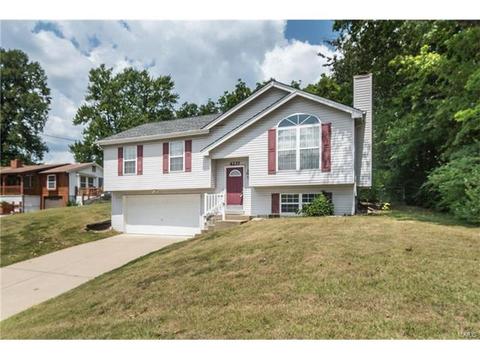 4237 Mcclay Rd, Saint Charles, MO 63304 photo 1