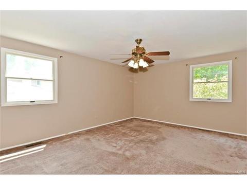 731 Penny Ct, Ballwin, MO 63011 photo 14