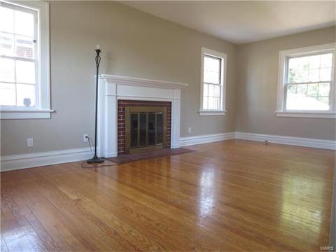 7812 Rosedale, Saint Louis, MO 63121 photo 4