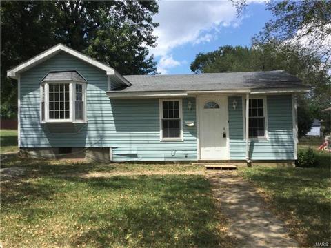 717 Elizabeth, Sullivan, MO 63080 photo 1