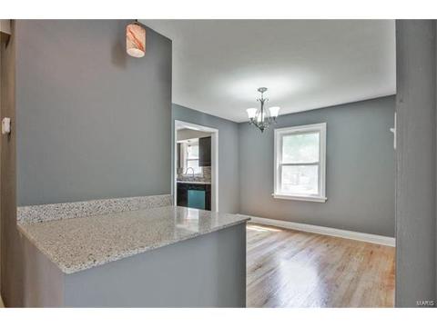 6710 Donald, Saint Louis, MO 63121 photo 3