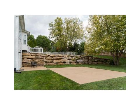 17464 Hilltop Rdg, Eureka, MO 63025 photo 8
