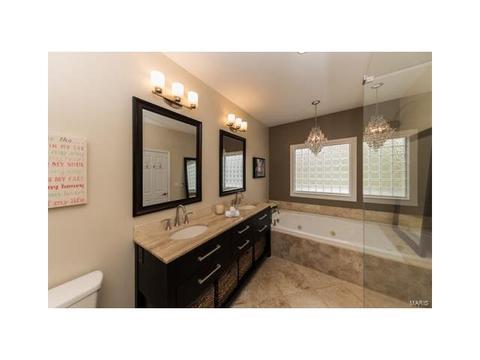 17464 Hilltop Rdg, Eureka, MO 63025 photo 31