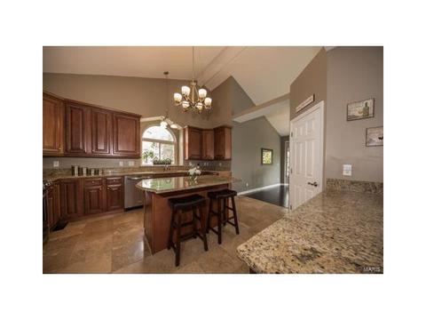 17464 Hilltop Rdg, Eureka, MO 63025 photo 18