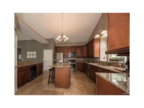 17464 Hilltop Rdg, Eureka, MO 63025 photo 17