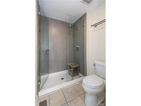 16736 Highland Summit Dr, Ballwin, MO 63011 photo 23