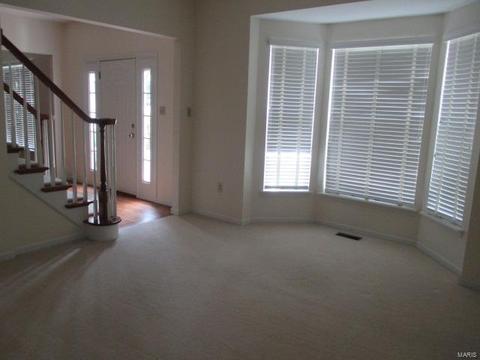16736 Highland Summit Dr, Ballwin, MO 63011 photo 7