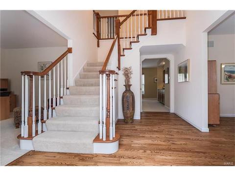 16736 Highland Summit Dr, Ballwin, MO 63011 photo 5