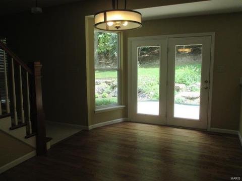16736 Highland Summit Dr, Ballwin, MO 63011 photo 8