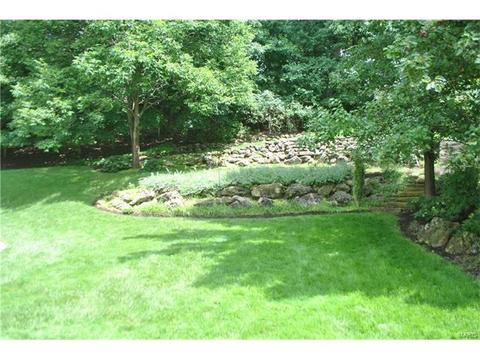 16736 Highland Summit Dr, Ballwin, MO 63011 photo 3