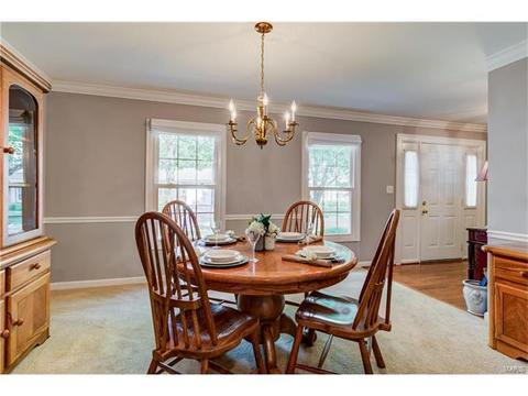 744 Berquist, Ballwin, MO 63011 photo 17