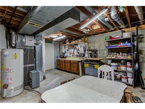 744 Berquist, Ballwin, MO 63011 photo 34