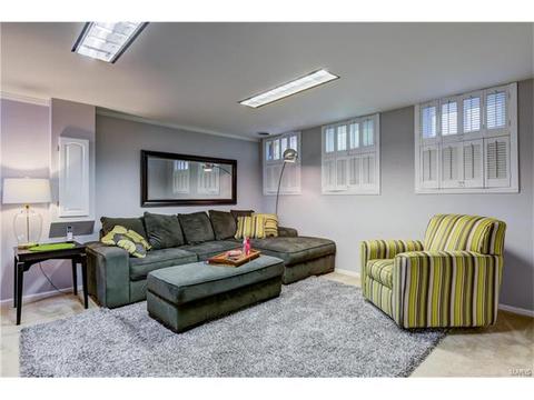 744 Berquist, Ballwin, MO 63011 photo 30