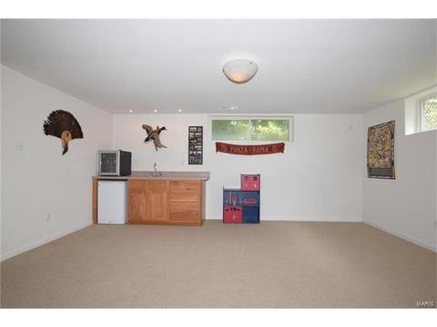 912 Parkfield Ter, Ballwin, MO 63021 photo 16