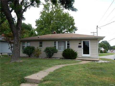 798 Macarthur St, Washington, MO 63090 photo 1