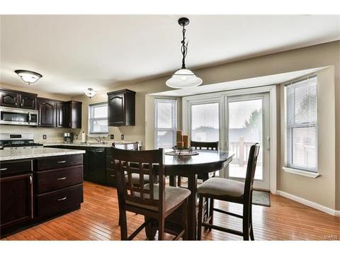 22 Knoll Ridge Ct, O'fallon, MO 63368 photo 9